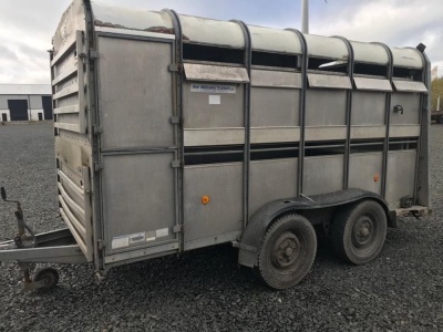 22x5'9" Ifor Williams livestock trailer with sheep decks & sheep dividing gate