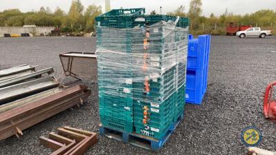 Pallet of 110 plastic stacking baskets