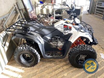 KAYO Bull 200 quad, Agri-spec with lights, racks & toebar, as new, 5miles on the clock, can be road registered if necessary, starts, run & drives with key, stored in shed