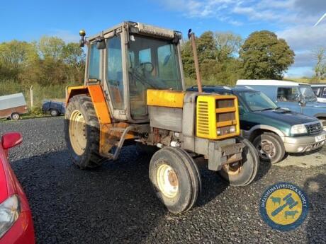 Renault tractor 2wd, 1985, 2x keys, diesel, new brakes & new clutch fitted recently, 4 good tyres