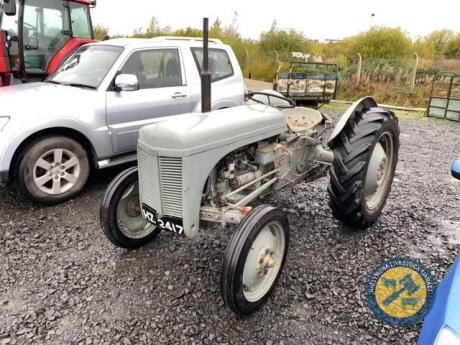 Ferguson TVO tractor, needs a battery