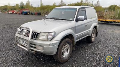 Toyota Land Cruiser 2510cc, 2001, THZ 5180, No MOT, 200,000miles, taxbook & key, welding has been done for MOT