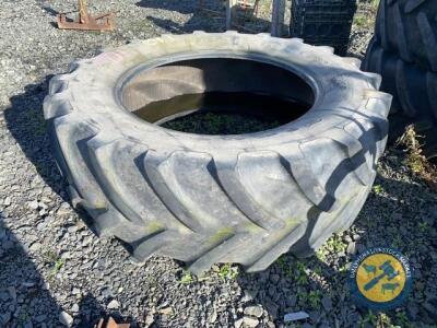 Rear tractor tyre 580-70-42