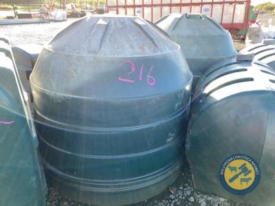 2x beehive oil tanks