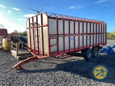 Johnston 20ft tractor drawn cattle trailer with tank