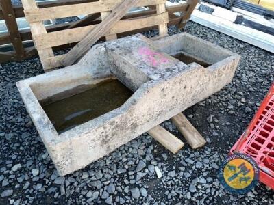 Double concrete water trough