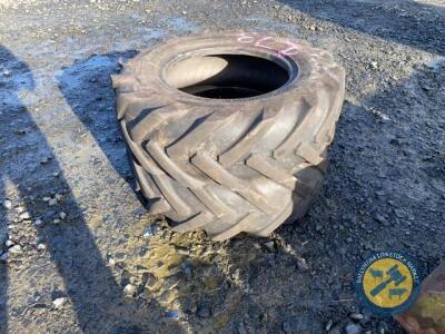 10.5-80-18 BKT Handler tyres x2