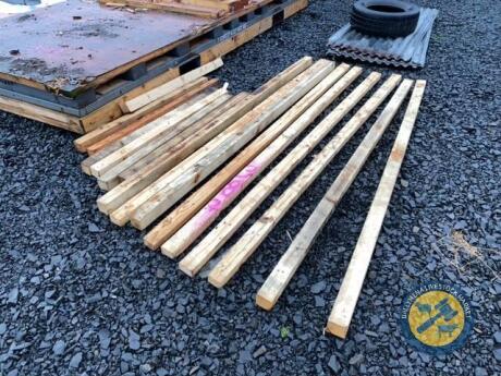 16x various lengths of timber