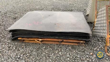 14x rubber cow mats