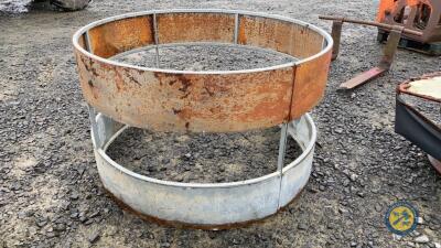 Ring silage feeder for horned sheep used 1 season