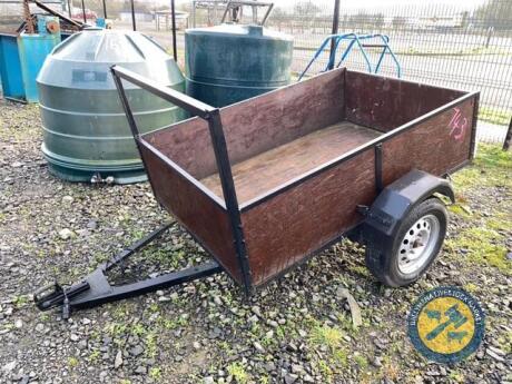 Approx 6x4ft single axle car trailer