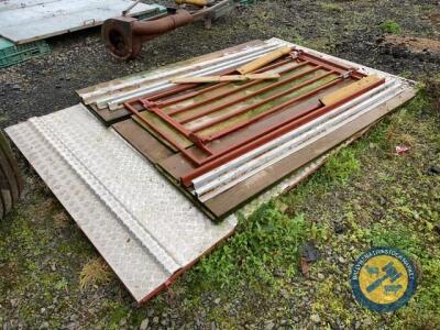 Complete sheep decking system for either trailer or small lorry