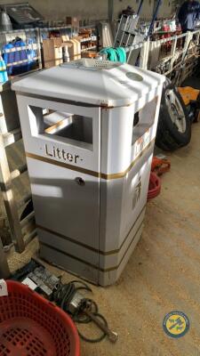 Litter bin