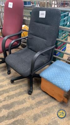 Office chair grey