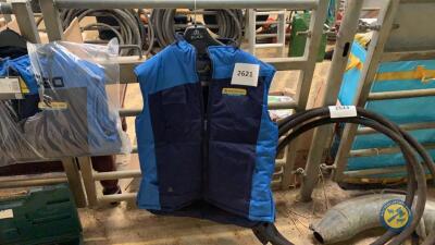 Large New Holland body warmer