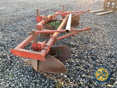 Ploughs for potato planter