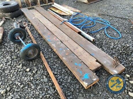 3x wooden planks to suit bench