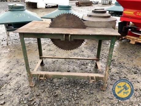 Circular saw