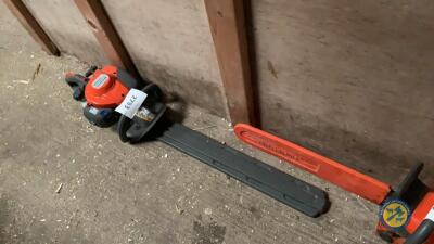 Husquvana 122 HD 60 hedge trimmer new