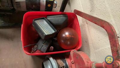 Box lot of beacons & work lights