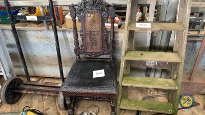 Antique hall chair