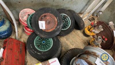 12 Wheelbarrow wheels with and without tyres