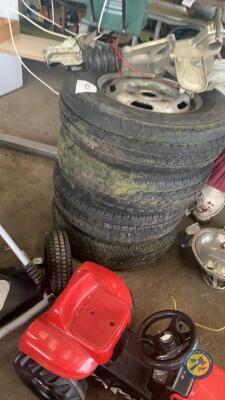 Four ford transit tyres and rims 21.5 75 x 16