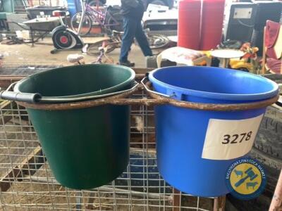 Double bucket ring & buckets