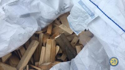 2x tote bags of firewood