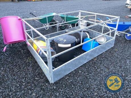 Square sheep feeder IAE galvanised