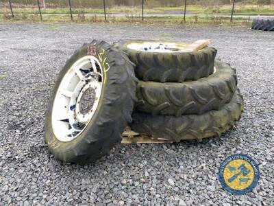 Row crop wheels 2x 11.2-R32 & 2x 12.4-r46