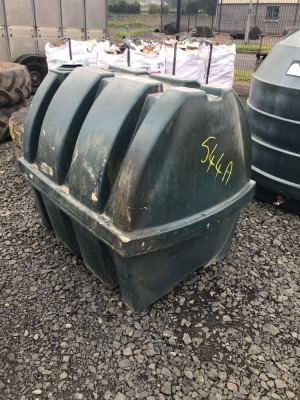 900 litre oil tank