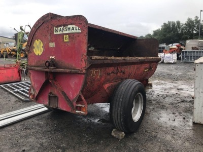 20 cow cubicle with fixings brackets 60.3 tube with nect brackets 6'3" long